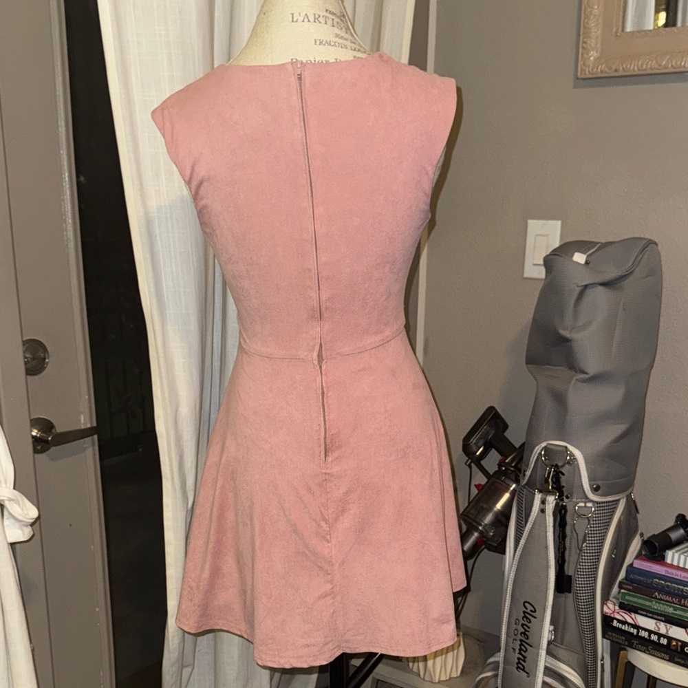 Teeze Me Elegant classy light Pink Sleeveless capsleeve dainty Dress size 3 - Picture 2 of 7